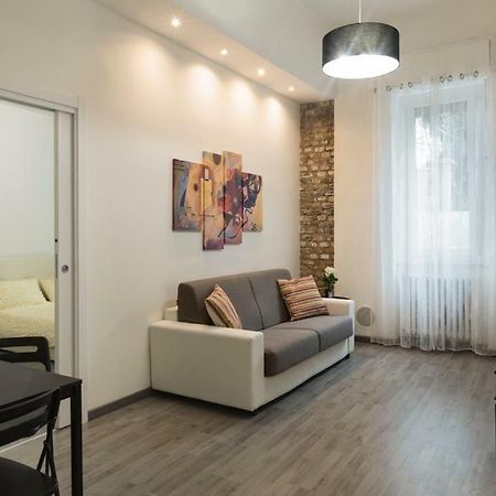Dimora Milano Apartment ภายนอก รูปภาพ